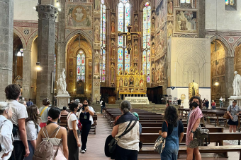 students in cathedral in Italy