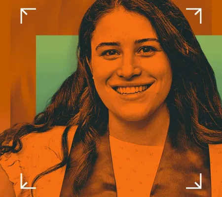 Art History major Mia Stanley portrait in UT Austin burnt orange and green