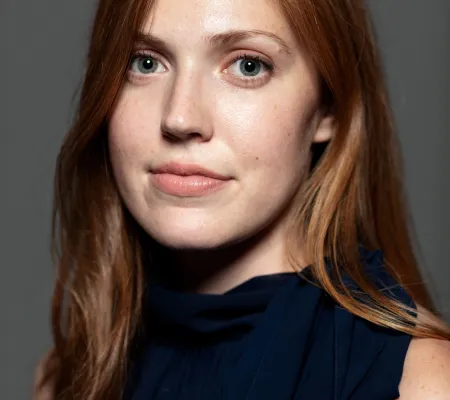 portrait of Emily Edwards UT Austin Art and Art History alumna who works at the Dallas Contemporary