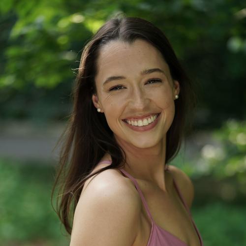 Julia Alexander headshot