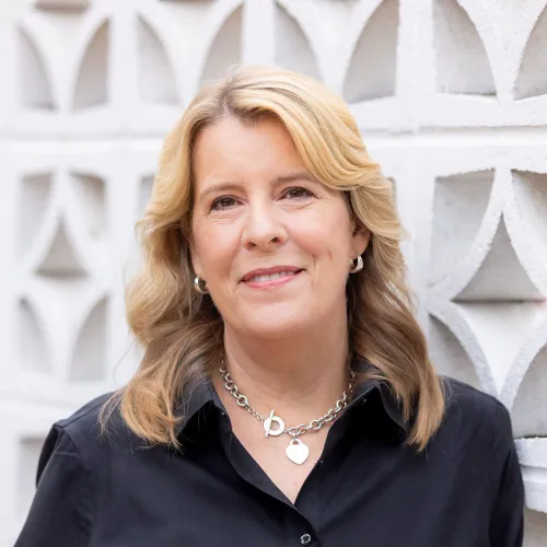 Sally Whitman Coleman headshot