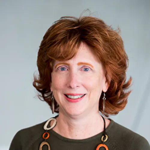 Christina Bain headshot