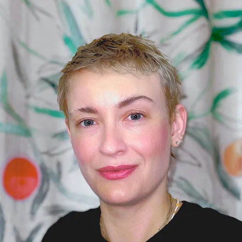Annie May Johnston headshot